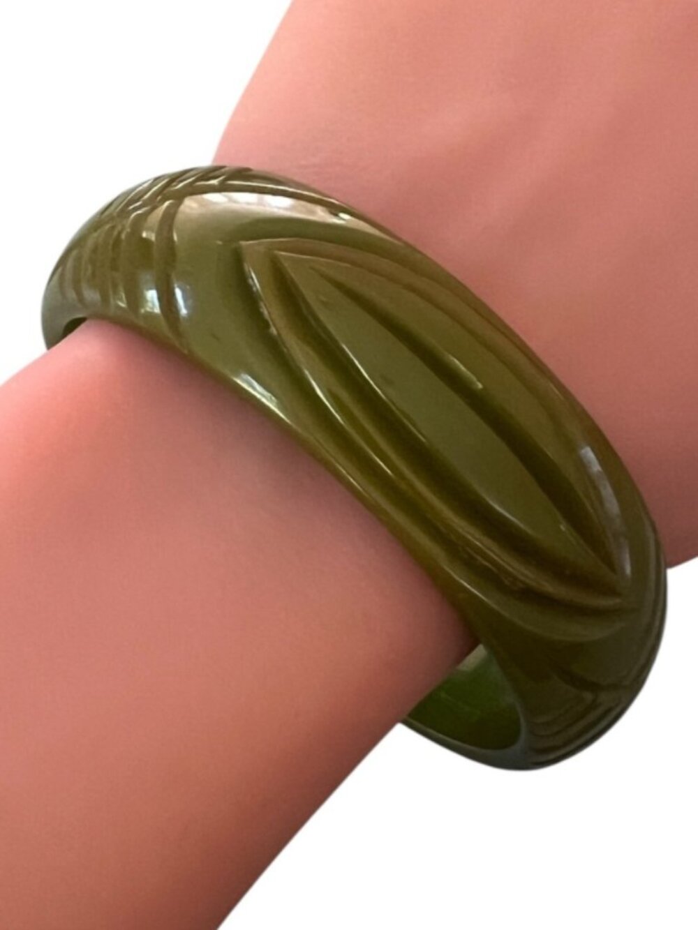 Art Deco Carved Bakelite Bangle, Olive Green Geometric Pattern Bracelet